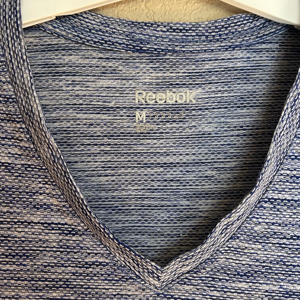 Blue Heather Patterned Workout Tee Size M Reebok - Picture 2 of 7